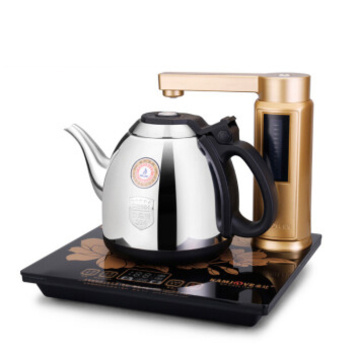 Mẫu bếp Kamjove này có thiết kế khá đơn giản